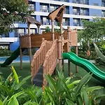 Condo In Bel- Air Arthur\'S Suites At Air Res Skyline View