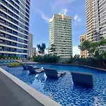 Condo In Bel- Air Arthur\'S Suites At Air Res Skyline View